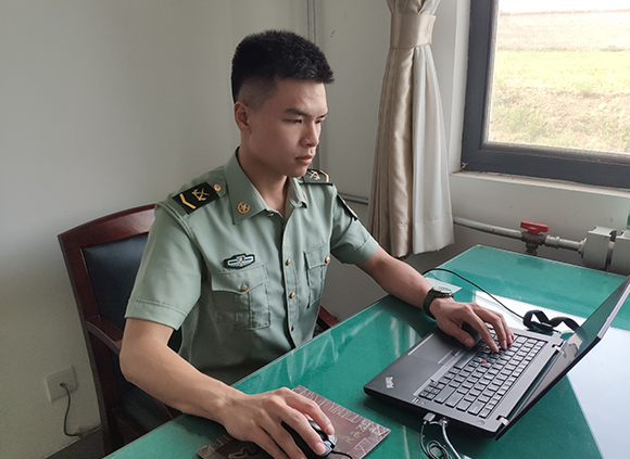 从军营到广重：永不褪色的忠诚与担当